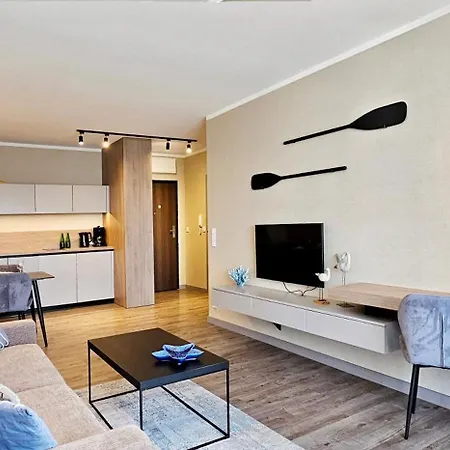 Διαμέρισμα Holidayhomepl Bel Mare E317 Z Osobna Sypialnia I Balkonem