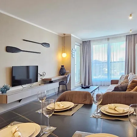 Holidayhomepl Bel Mare E317 Z Osobna Sypialnia I Balkonem アパート ミエンジズドロイェ