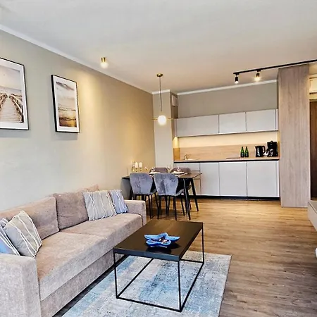 Holidayhomepl Bel Mare E317 Z Osobna Sypialnia I Balkonem * ミエンジズドロイェ